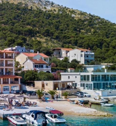 Sparadici Grebaštica Kültér fotó